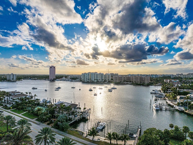 400 S Ocean Blvd Unit R25, Boca Raton, FL 33432 - water view featuring nearby urban area