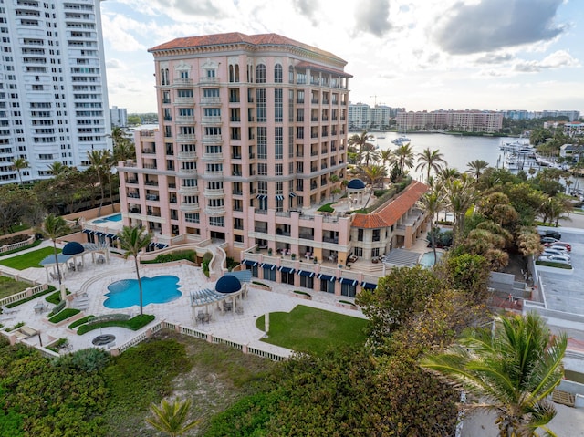400 S Ocean Blvd Unit R25, Boca Raton, FL 33432 - view of property with a water view, a view of city, and a community pool