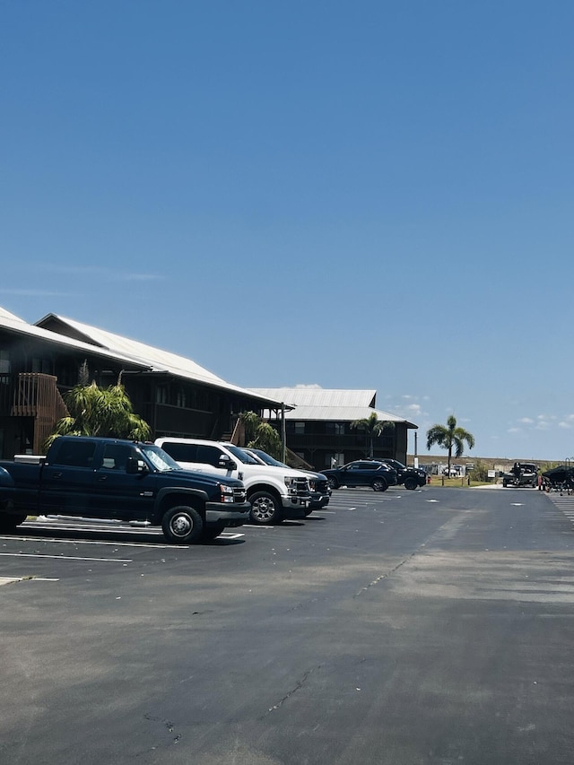 500 N Francisco St Unit 211, Clewiston, FL 33440 - view of uncovered parking lot