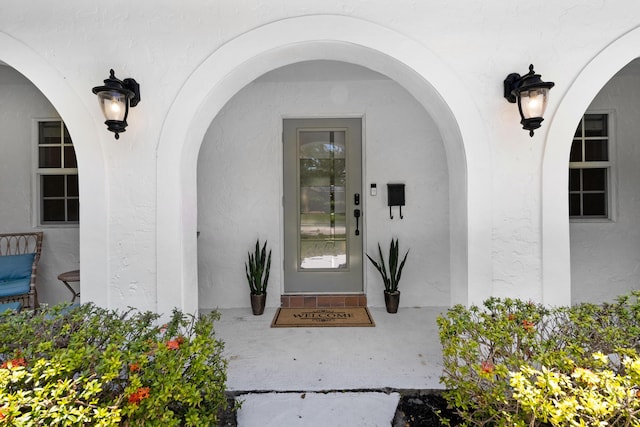 4060 Lake Dr, Coconut Creek, FL 33066 - entrance to property with stucco siding