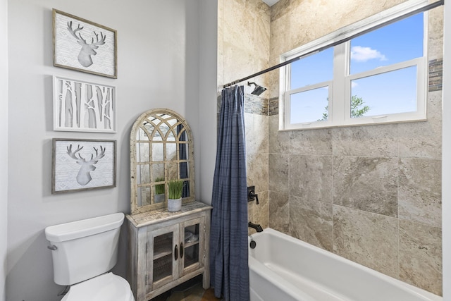1545 Pulitzer Rd, Fort Pierce, FL 34945 - bathroom featuring shower / tub combo and toilet