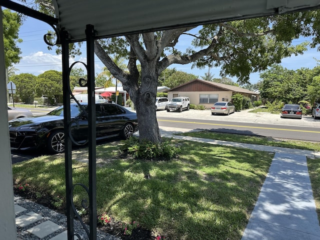 604 W Ocean Ave, Lantana, FL 33462 - view of grassy yard