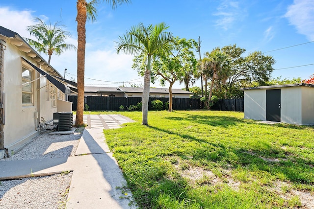 604 W Ocean Ave, Lantana, FL 33462 - view of yard with a patio and central AC