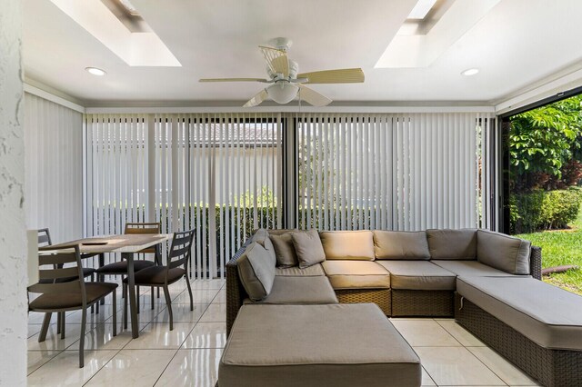 21188 Juego Cir Unit 17-A, Boca Raton, FL 33433 - sunroom with a skylight