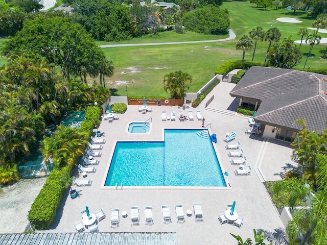 21188 Juego Cir Unit 17-A, Boca Raton, FL 33433 - drone / aerial view of a pool
