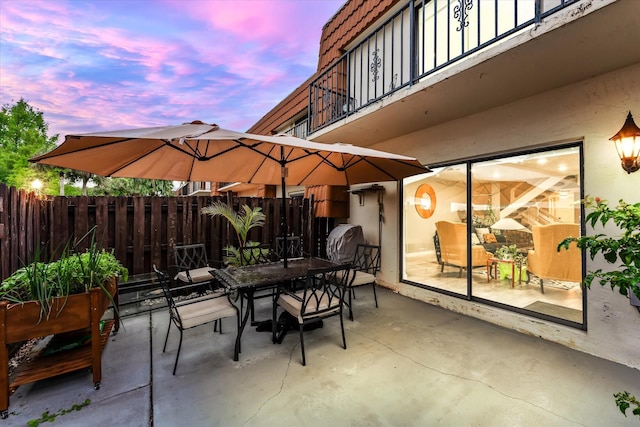 184 NW 115th Ter, Plantation, FL 33325 - view of patio / terrace featuring a balcony, outdoor dining space, and fence