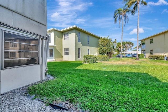 1131 Violet Ter Unit 104, Delray Beach, FL 33445 - view of green lawn