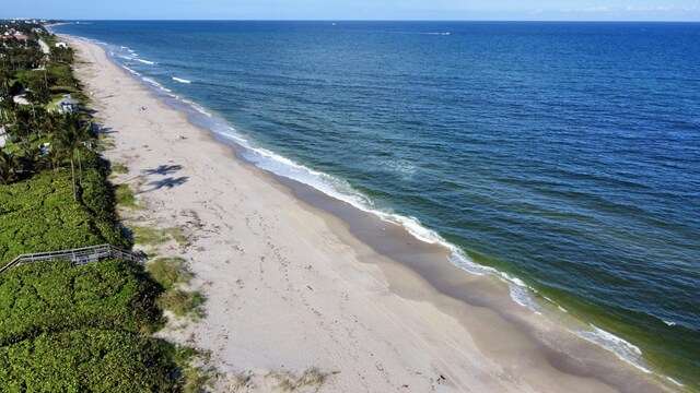 5 Sailfish Ln, Ocean Ridge, FL 33435