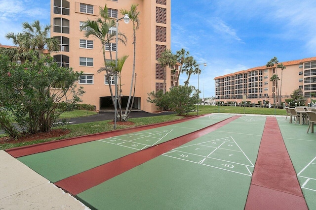 2871 N Ocean Blvd Unit M334, Boca Raton, FL 33431 - surrounding community with shuffleboard