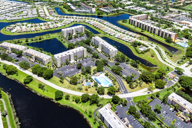 7290 Kinghurst Dr Unit 607, Delray Beach, FL 33446 - bird's eye view of apartment complex and a large body of water