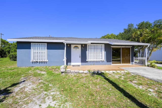 280 NW Airoso Blvd, Port Saint Lucie, FL 34983 - view of front of property featuring a front yard