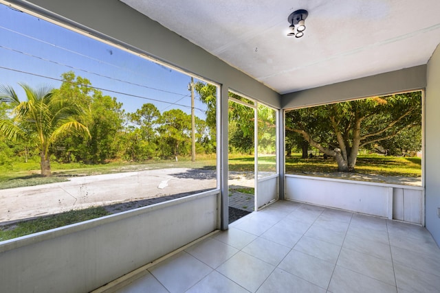 280 NW Airoso Blvd, Port Saint Lucie, FL 34983 - view of unfurnished sunroom