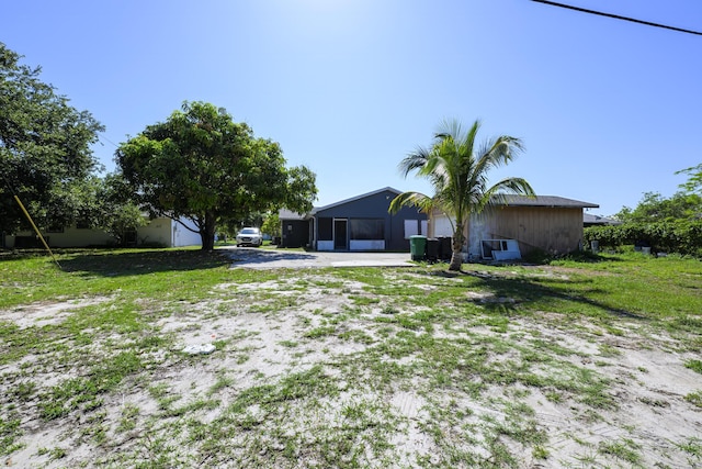 280 NW Airoso Blvd, Port Saint Lucie, FL 34983 - view of yard