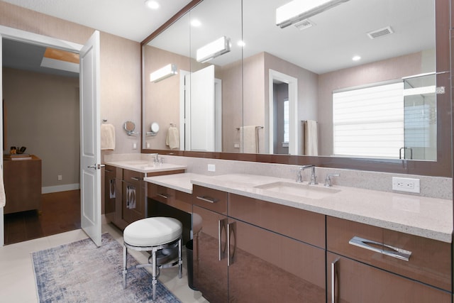 6028 Curie Pl, Palm Beach Gardens, FL 33418 - full bath with tile patterned floors, vanity, baseboards, and recessed lighting