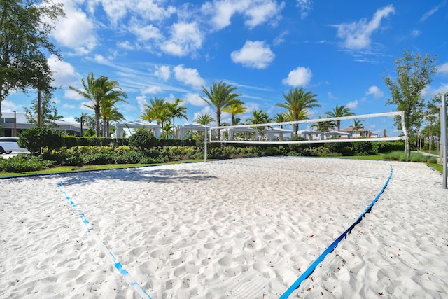 6028 Curie Pl, Palm Beach Gardens, FL 33418 - view of property's community featuring volleyball court