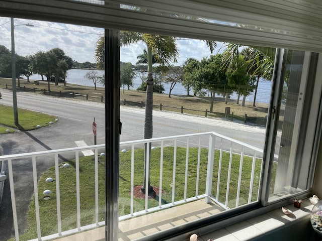 3160 Lake Osborne Dr Unit 201, Lake Worth, FL 33461 - exterior space featuring a large body of water