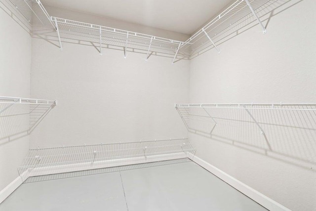 6728 Spanish Lake Blvd, Fort Pierce, FL 34951 - view of walk in closet