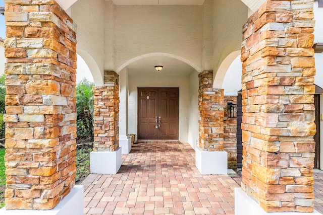 4205 Artesa Dr, Boynton Beach, FL 33436 - entrance to property featuring stucco siding