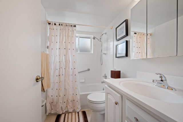 210 SE Village Dr Unit 210, Port Saint Lucie, FL 34952 - full bath with shower / tub combo with curtain, toilet, vanity, and tile patterned floors