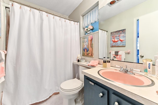 103 SW 18th St, Boynton Beach, FL 33426 - full bath featuring vanity, toilet, a shower with shower curtain, and a textured ceiling