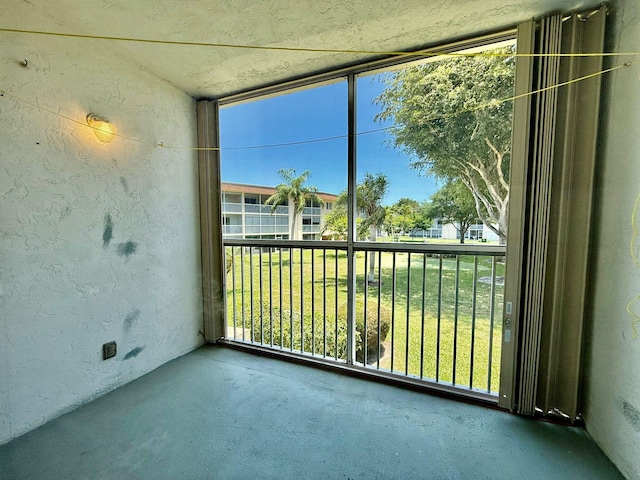 view of unfurnished sunroom