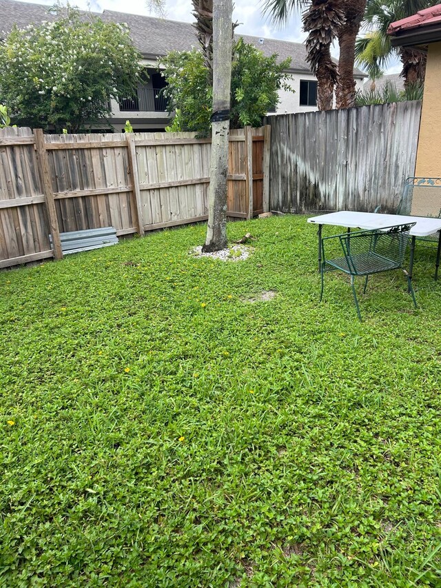 12147 Cuddington Ct, Wellington, FL 33414 - view of yard