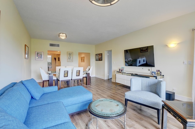 830 Greensward Ct Unit 107-H, Delray Beach, FL 33445 - living area with light wood-type flooring and baseboards