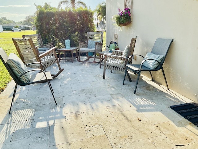 1045 Circle Ter E Unit D, Delray Beach, FL 33445 - view of patio