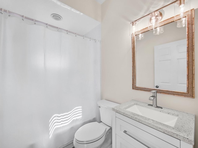 18771 Misty Lake Dr, Jupiter, FL 33458 - bathroom featuring toilet, vanity, and a shower with shower curtain