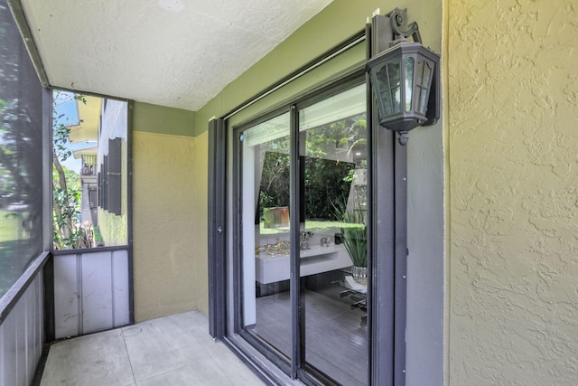 545 Trace Cir Unit 106, Deerfield Beach, FL 33441 - view of unfurnished sunroom