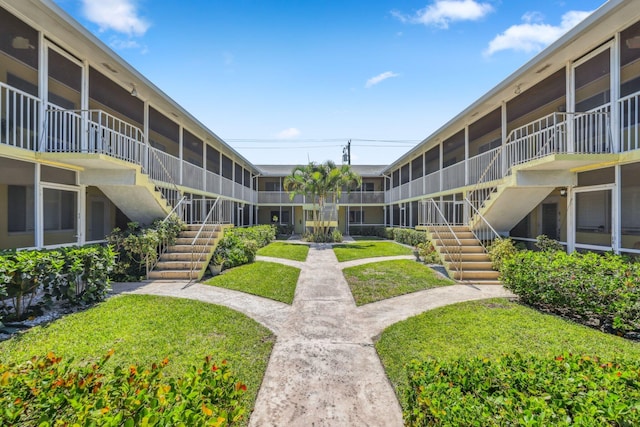 520 NE 7th Ave Unit 2E, Delray Beach, FL 33483 - view of home's community with stairway