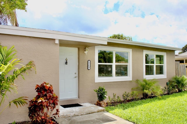 3264 Ocean Pkwy, Boynton Beach, FL 33435 - entrance to property with stucco siding