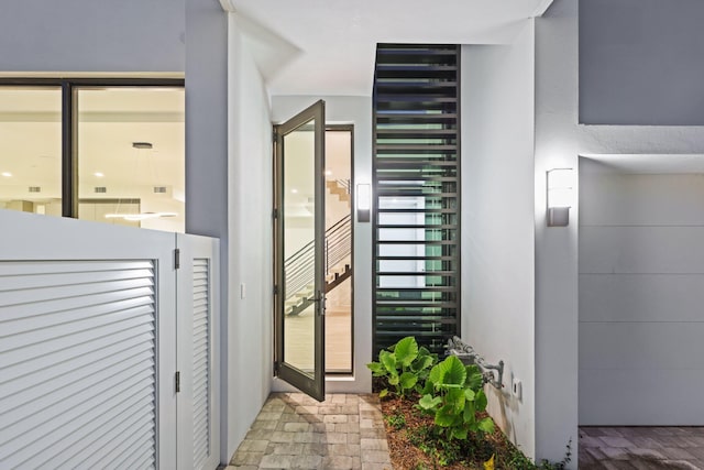 201 SE 4th Ave, Delray Beach, FL 33483 - view of doorway to property