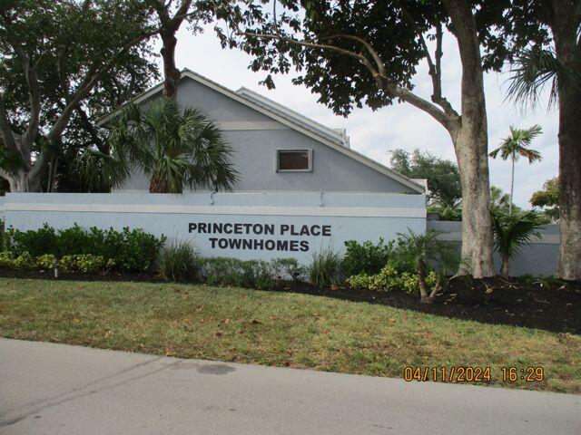 310 SE 2nd Ave Unit A3, Deerfield Beach, FL 33441 - community sign with a yard