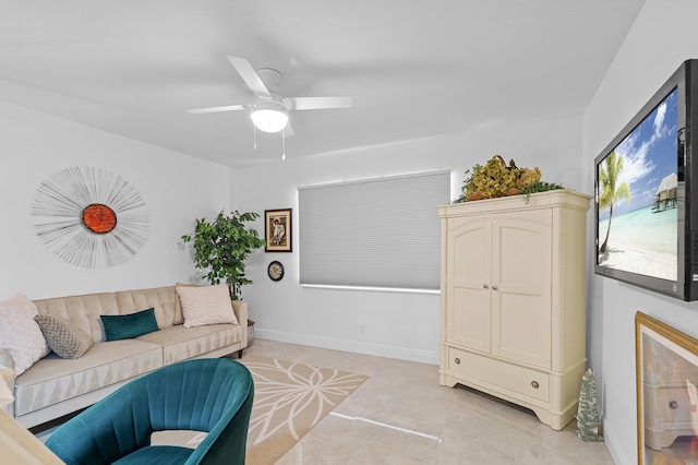 2403 Antigua Cir Unit M1, Coconut Creek, FL 33066 - living area with baseboards and a ceiling fan