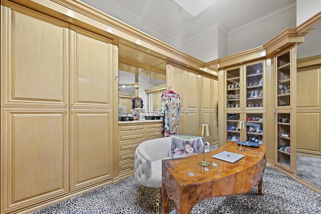 office area with crown molding