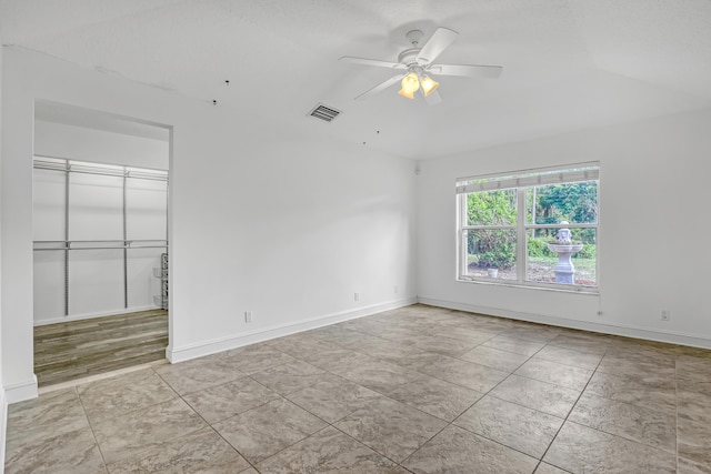 3035 Casa Rio Ct, Riviera Beach, FL 33418 - unfurnished room with a ceiling fan and baseboards