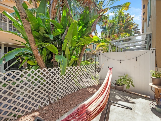 4167 Crystal Lake Dr, Deerfield Beach, FL 33064 - view of yard with fence