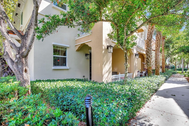 4128 Cascada Cir, Cooper City, FL 33024 - view of side of property with stucco siding
