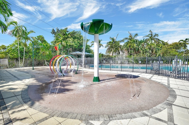 4128 Cascada Cir, Cooper City, FL 33024 - view of home's community with a swimming pool