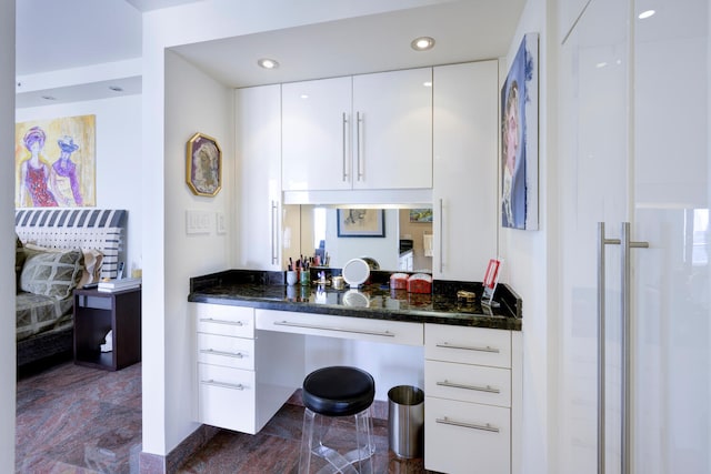 529 S Flagler Dr Unit 26H, West Palm Beach, FL 33401 - bar area with recessed lighting, dark marble finish floors, and baseboards
