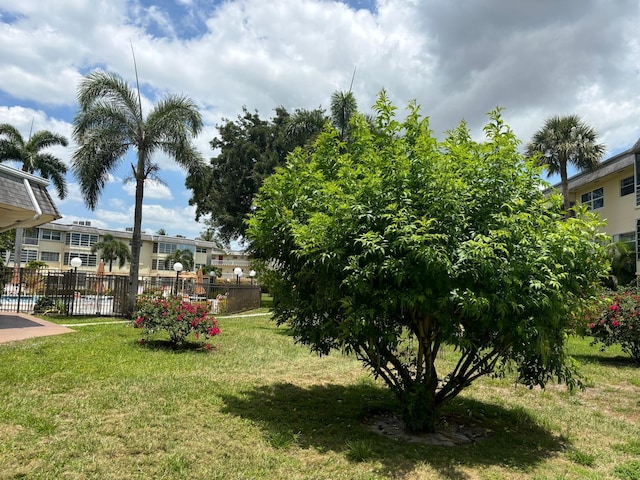 4441 NW 16th St Unit J210, Lauderhill, FL 33313 - view of yard