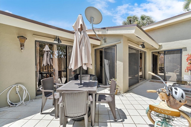 11 Meadows Dr, Boynton Beach, FL 33436 - view of patio featuring outdoor dining area