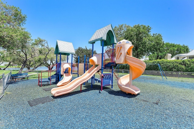 11 Meadows Dr, Boynton Beach, FL 33436 - communal playground with fence