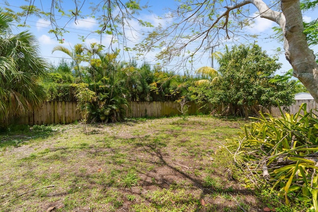 view of fenced backyard