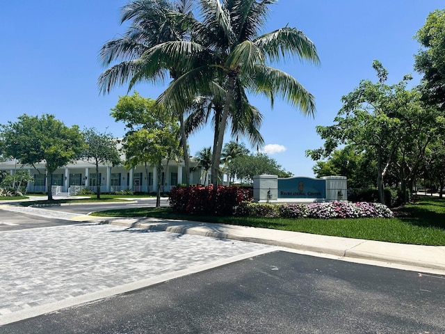 473 Cottagewood Ln, West Palm Beach, FL 33411 - view of front facade