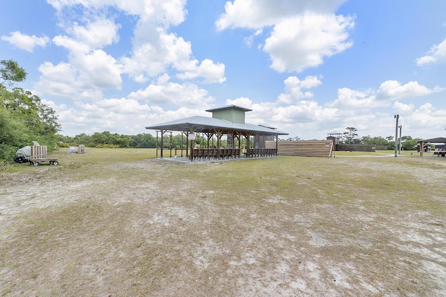 32801 US Highway 441 N Unit 64, Okeechobee, FL 34972 - surrounding community with a gazebo