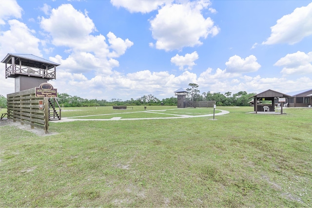 32801 US Highway 441 N Unit 64, Okeechobee, FL 34972 - view of grassy yard with a gazebo