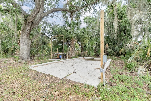 32801 US Highway 441 N Unit 64, Okeechobee, FL 34972 - view of yard with a bocce ball area