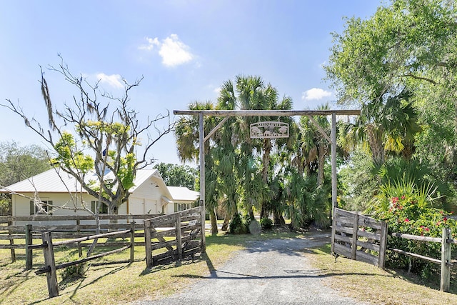 32801 US Highway 441 N Unit 64, Okeechobee, FL 34972 - gate with fence